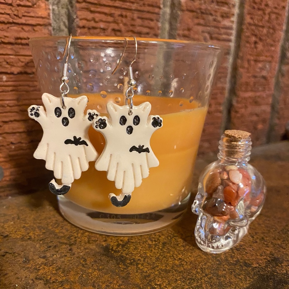 🔥SALE🔥2/$20 Spooky Ghost Cat Earrings W/ .925 Sterling Silver Earring Wires
